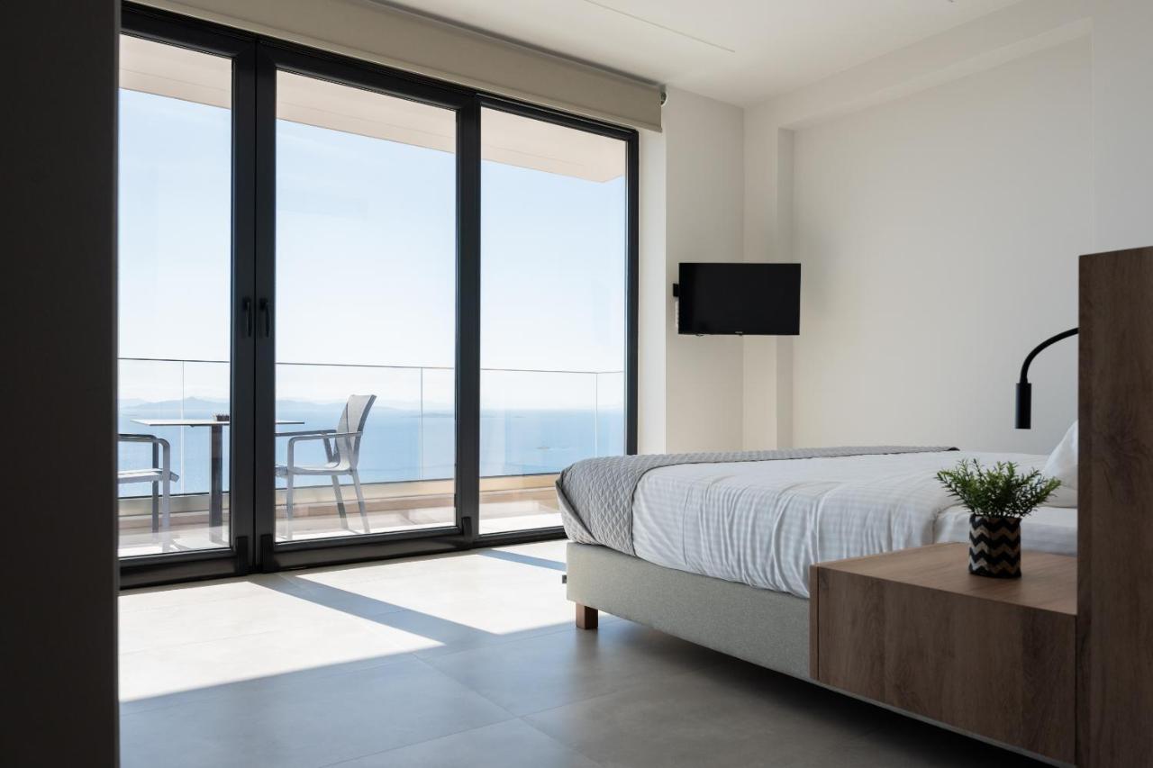 Saronida Hills Aparthotel Екстериор снимка